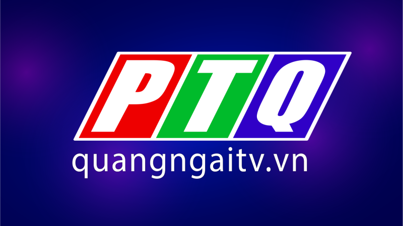 NHỮNG PHẦN QUÀ DÀNH CHO NGƯỜI NGHÈO TRƯỚC QUÁN CÀ PHÊ