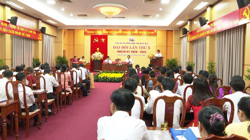 Đại hội Đảng bộ văn ph&ograve;ng UBND tỉnh Quảng Ng&atilde;i lần thứ X