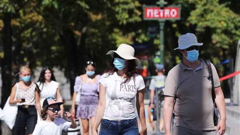 Nhiều nước châu Âu siết chặt phòng chống COVID-19