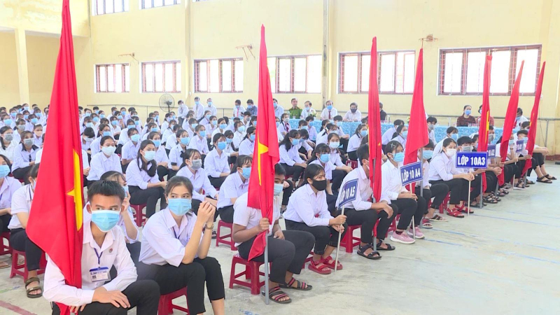 Trường THPT D&acirc;n tộc nội tr&uacute; tỉnh khai giảng năm học 2020-2021