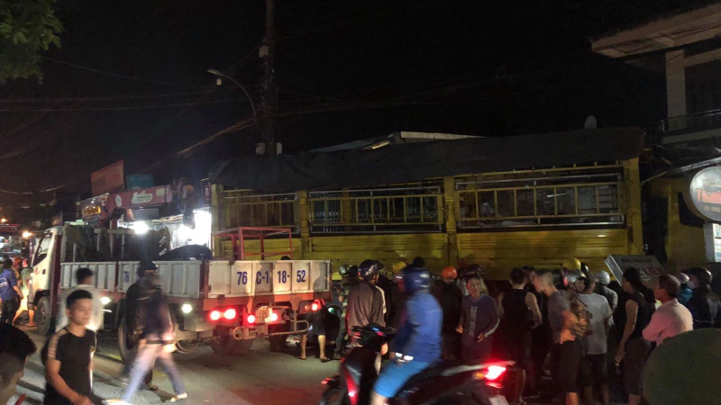 Quảng Ngãi: ô tô đâm nhà dân khiến 07 người thương vong