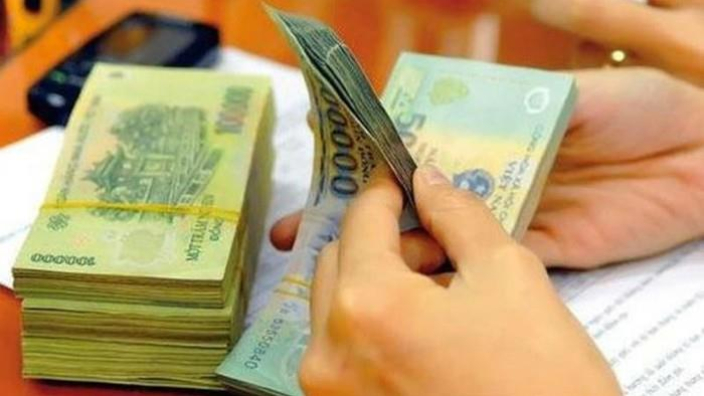 Chính phủ đề nghị chưa tăng lương cơ sở năm 2021