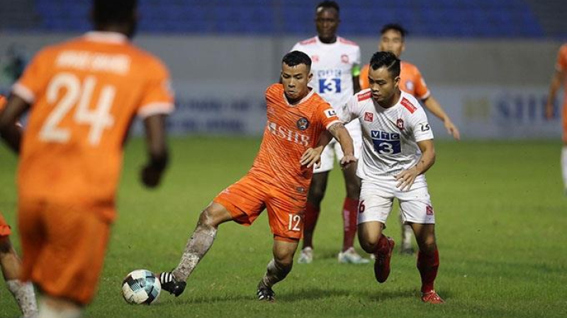 SHB Đ&agrave; Nẵng đ&aacute;nh bại Hải Ph&ograve;ng FC, tiếp tục đứng đầu Nh&oacute;m B