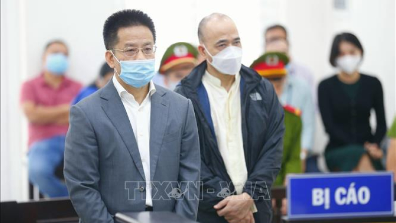 Xét xử vụ lạm dụng chức vụ chiếm đoạt tài sản tại PVOil