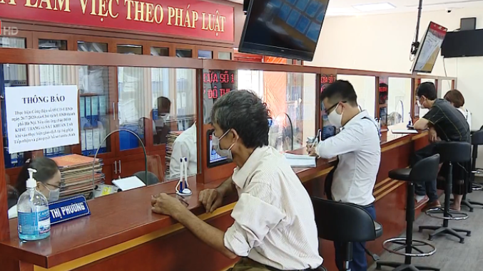 Chính phủ giảm gần 4.000 biên chế công chức năm 2021