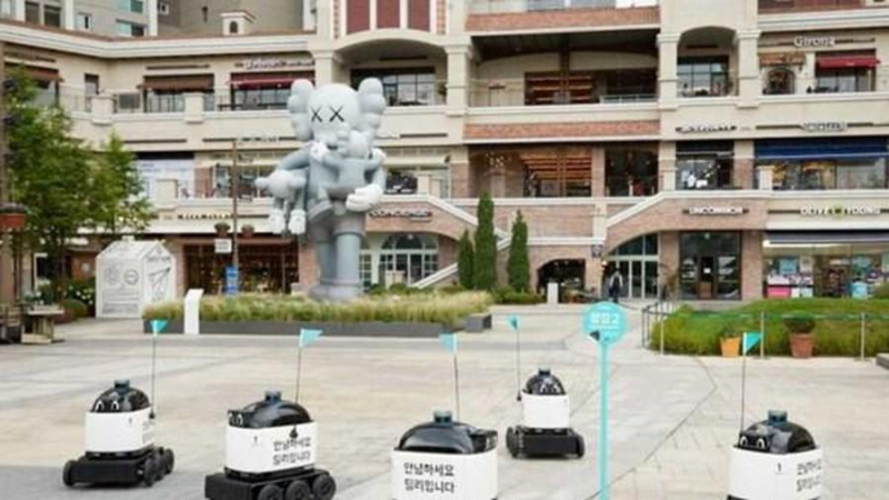 Hàn Quốc thử nghiệm robot giao thức ăn