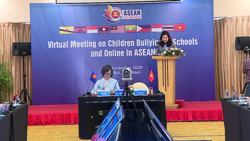 Bảo vệ trẻ em tại trường học và trên môi trường mạng