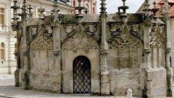 Séc phát hiện xe tải chở người nhập cư bất hợp pháp