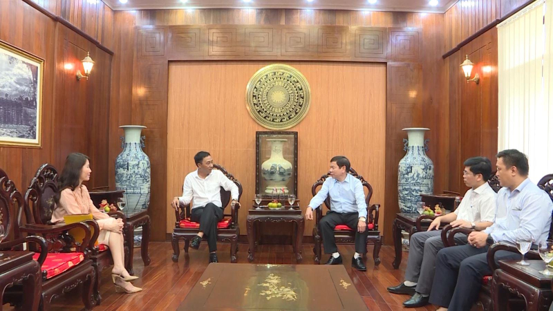 Chủ tịch UBND tỉnh Quảng Ngãi tiếp và làm việc với lãnh đạo Tập đoàn T&T