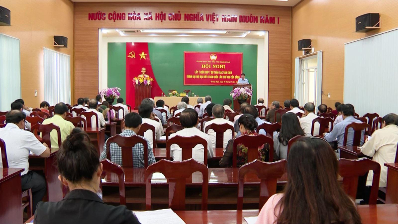 Lấy ý kiến góp ý Dự thảo các văn kiện trình Đại hội Đại biểu toàn quốc lần thứ XIII