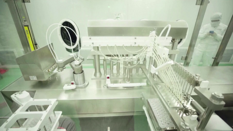 Trung Quốc phê chuẩn vaccine ngừa COVID-19 đầu tiên