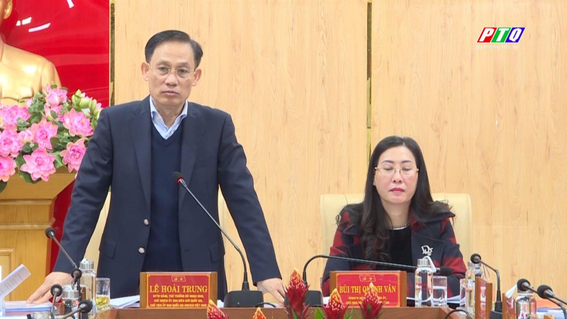 Bộ Ngoại giao làm việc với Ban Thường vụ Tỉnh ủy Quảng Ngãi