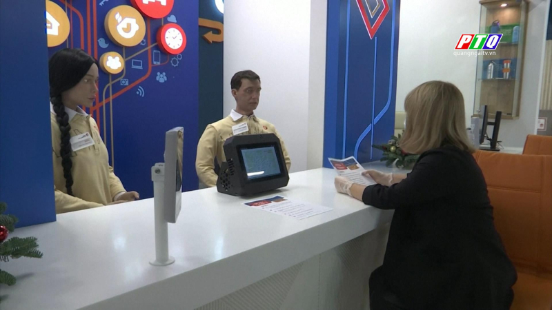 Robot hỗ trợ dịch vụ công cộng ở Moskva