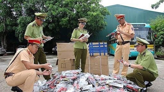 Cao điểm chống buôn lậu và hàng giả dịp Tết