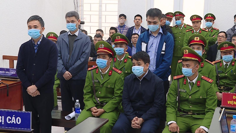 Tuyên phạt bị cáo Nguyễn Đức Chung 5 năm tù