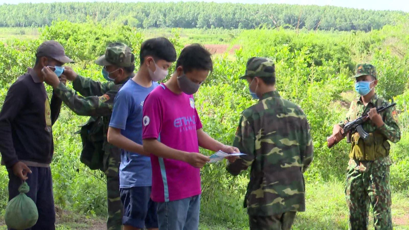 Yêu cầu kiểm soát nhập cảnh và thực phẩm nhập từ vùng có dịch Covid-19