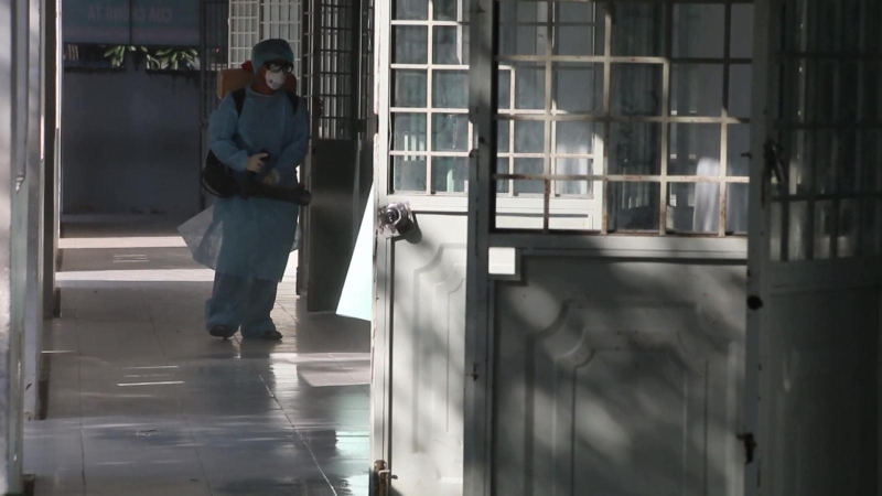 Các cơ sở giáo dục và đào tạo cấp bách phòng, chống dịch