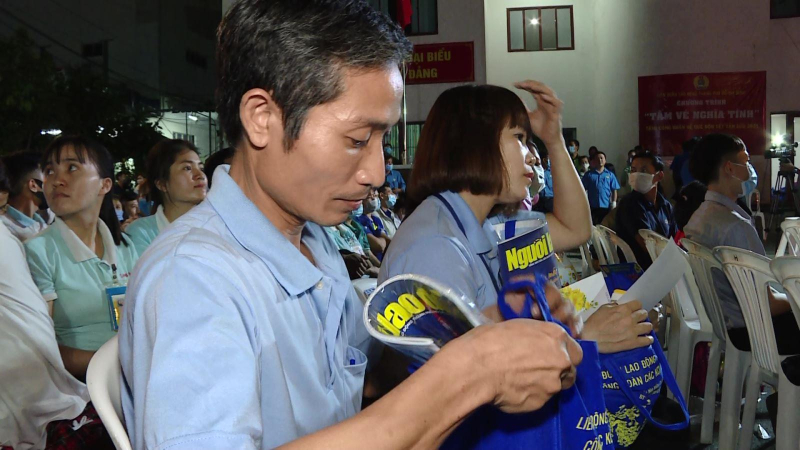 Ấm áp “Tấm vé nghĩa tình”