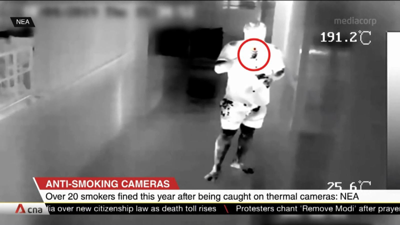 Singapore phạt nguội hành vi hút thuốc lá