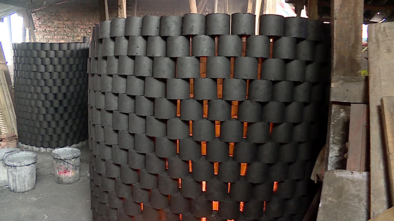 Rét hại kéo dài, cảnh báo nhiễm độc khí than