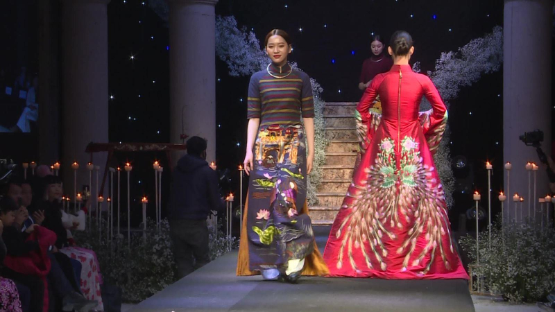 &ldquo;C&ocirc; thợ may&rdquo; miệt m&agrave;i giữ hồn &aacute;o d&agrave;i Việt