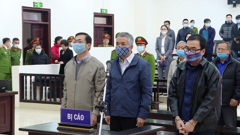 Ho&atilde;n x&eacute;t xử cựu Bộ trưởng Vũ Huy Ho&agrave;ng v&agrave; đồng phạm