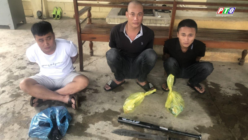 Quảng Ngãi: Bắt nhóm đòi nợ bắt giữ người trái pháp luật.