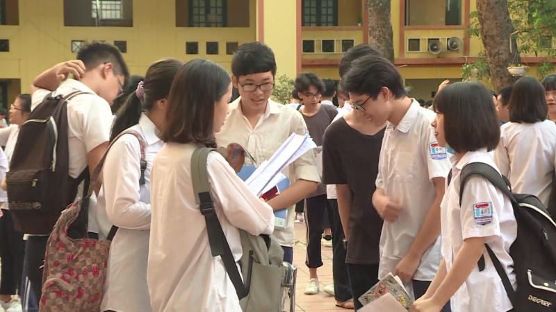 Thực hiện ''ba công khai'' khi tuyển sinh lớp 10