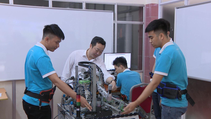 Phấn đấu tuyển sinh giáo dục nghề nghiệp đạt 2,5 triệu người