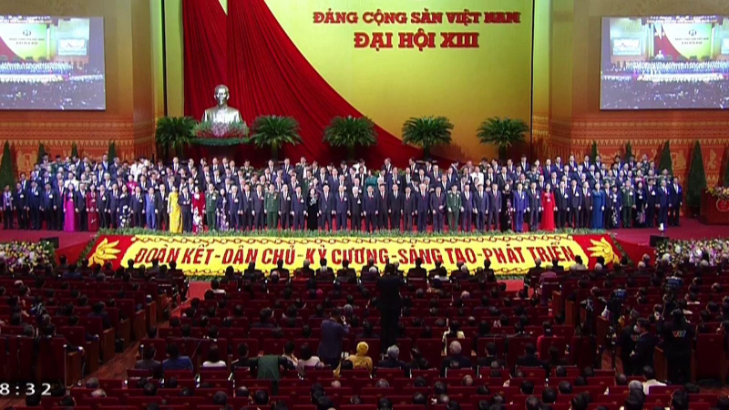 BẾ MẠC ĐẠI HỘI XIII CỦA ĐẢNG