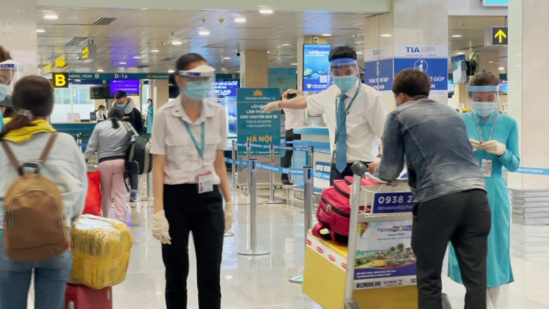 Cơ bản kiểm so&aacute;t chuỗi l&acirc;y nhiễm ở s&acirc;n bay T&acirc;n Sơn Nhất