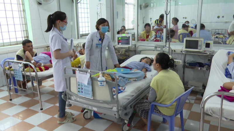 Hơn 30.000 ca kh&aacute;m, cấp cứu li&ecirc;n quan TNGT