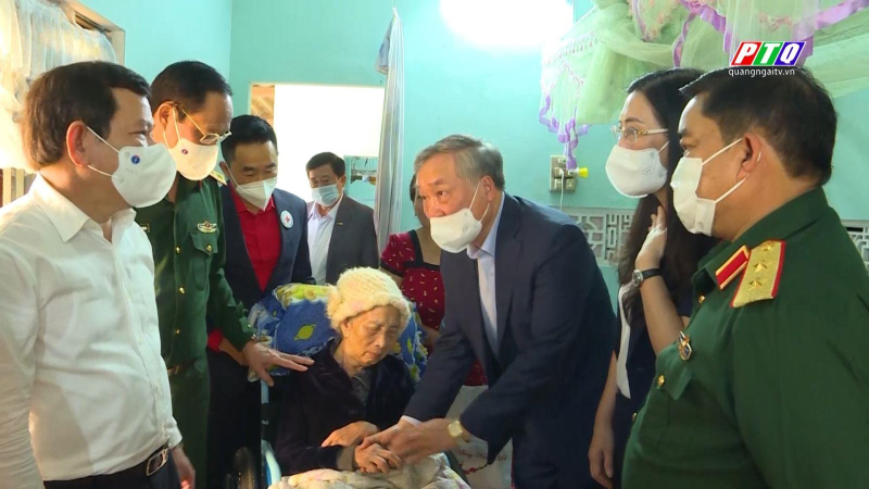 L&atilde;nh đạo Đảng, Nh&agrave; nước thăm, ch&uacute;c tết tỉnh Quảng Ng&atilde;i