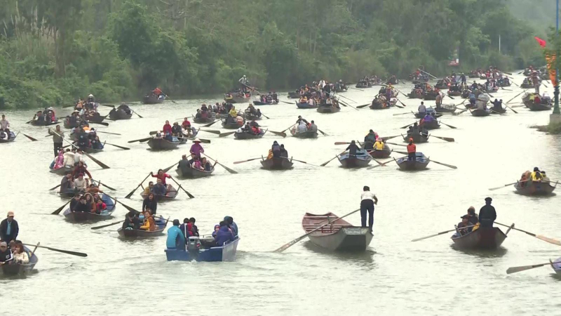 Hà Nội dừng tổ chức các lễ hội