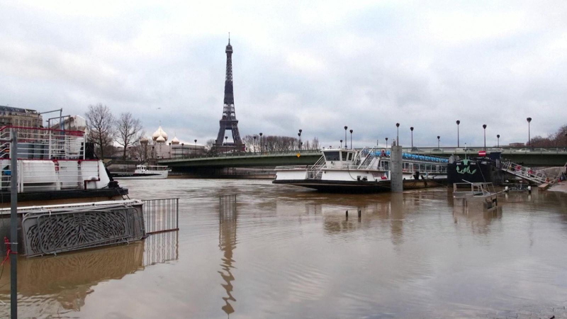 Paris cảnh báo nguy cơ ngập lụt