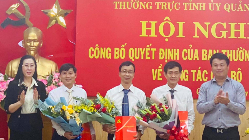 Quảng Ngãi: Công bố các quyết định về công tác cán bộ