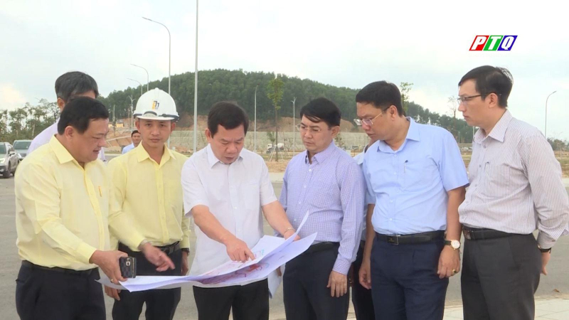 Chủ tịch UNBD tỉnh Đặng Văn Minh kiểm tra dự án Khu dân cư Sơn Tịnh