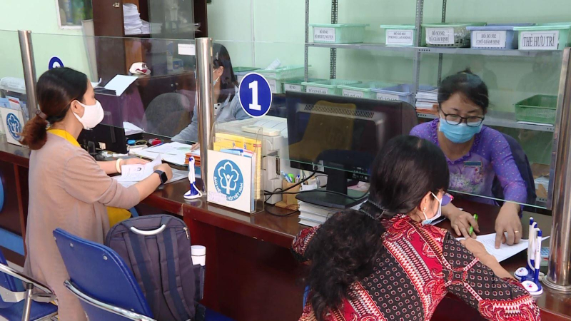 Rút ngắn thời gian đóng bảo hiểm xã hội