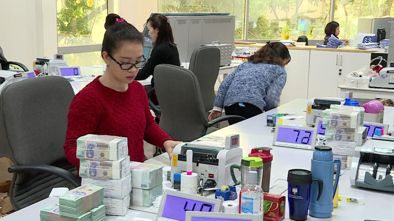 Khống chế việc chi loại tiền mệnh giá 500.000 đồng