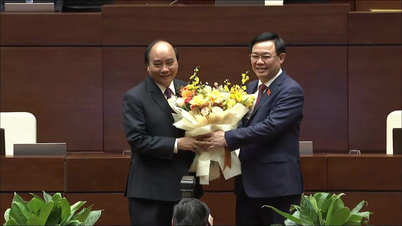 Thông qua Nghị quyết miễn nhiệm Thủ tướng Chính phủ