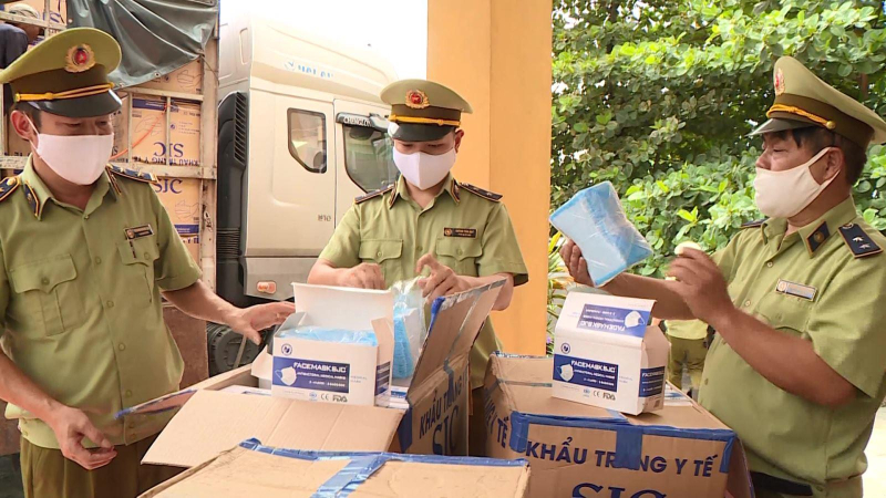 Xử phạt nặng găm hàng, ‘thổi giá’ hàng hóa trong dịch bệnh