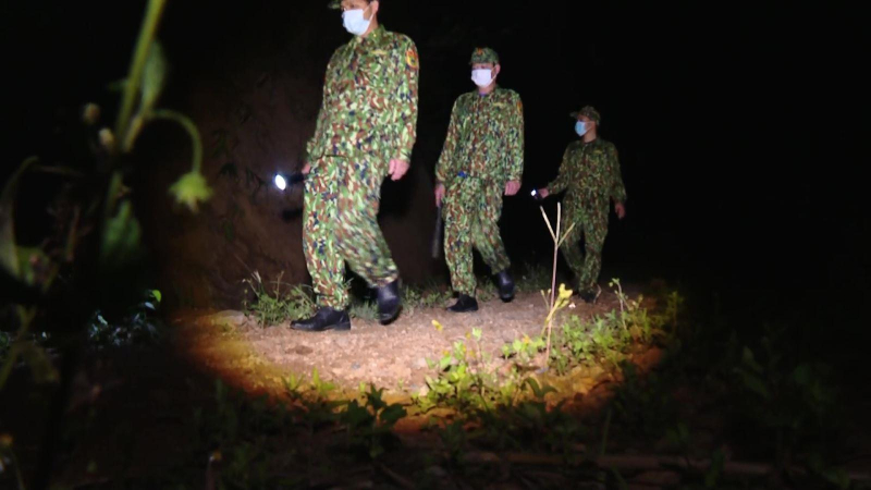 Ngày đêm chống dịch nơi biên giới