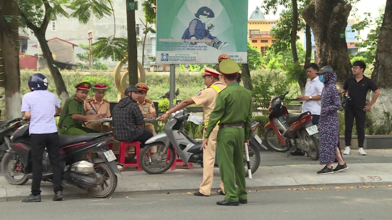 Phạt tối đa 200.000 đ&ocirc;̀ng khi kh&ocirc;ng c&oacute; bảo hiểm xe m&aacute;y