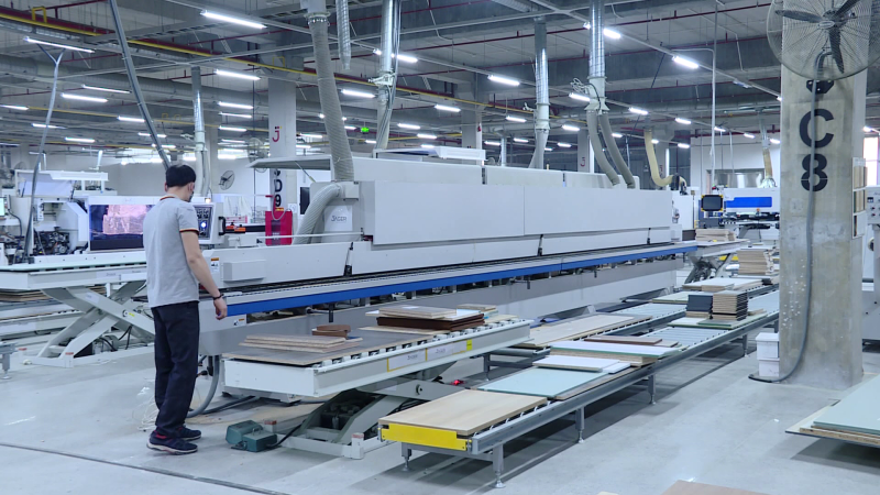 Gần 12.000 doanh nghiệp rút lui khỏi thị trường mỗi tháng