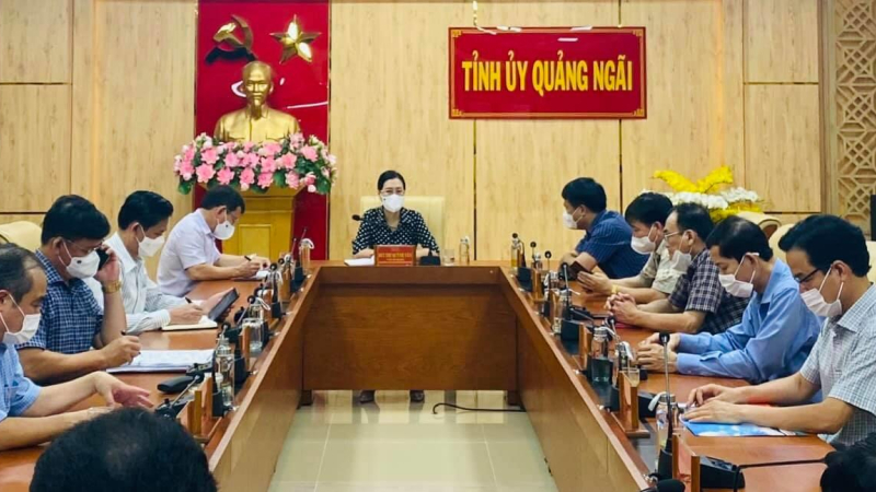 Ban Thường vụ Tỉnh ủy họp khẩn bàn phương án phòng, chống dịch Covid-19