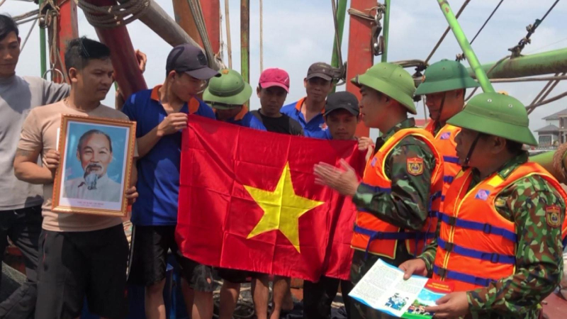 Thủ tướng ban hành Chỉ thị gỡ "thẻ vàng" IUU