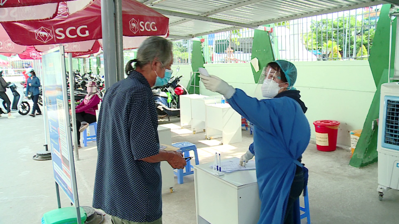 S&agrave;ng lọc Covid-19 tại cơ sở y tế tuyến huyện