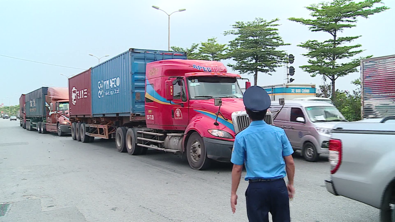 Đề nghị tiêm vaccine cho lái xe chở hàng