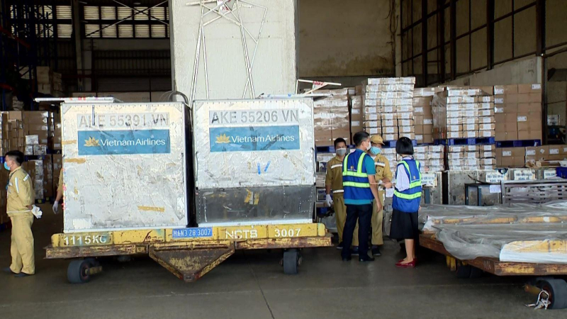 Bộ Tài chính nghiên cứu gói hỗ trợ mới về thuế, phí