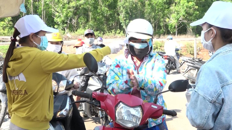 Phòng dịch ở chợ nông thôn